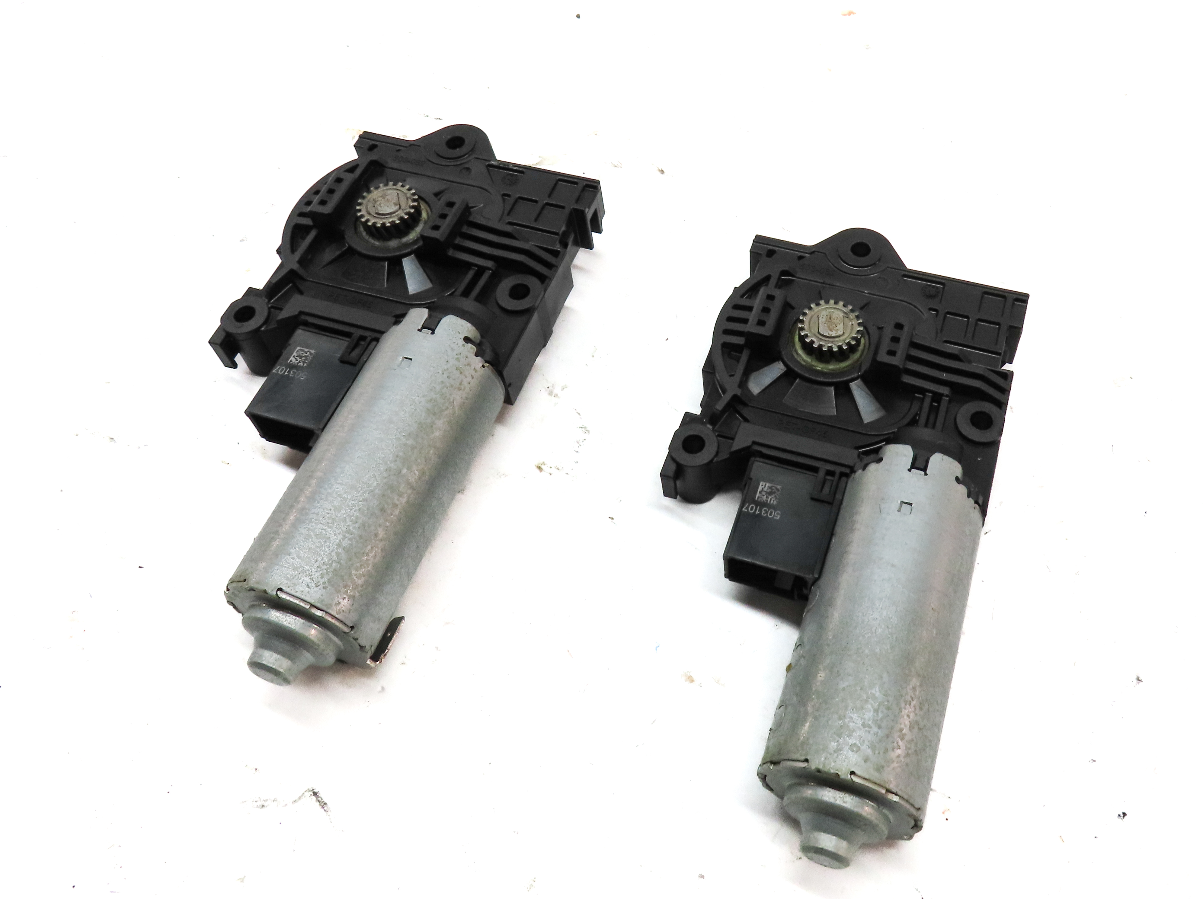 2018-2023 BMW X2 (F39) SUNROOF SUN ROOF GLASS WINDOW OPEN CLOSE MOTOR SET 2 — exact item pictured